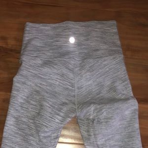 Lululemon Wunder Under Luon size 6